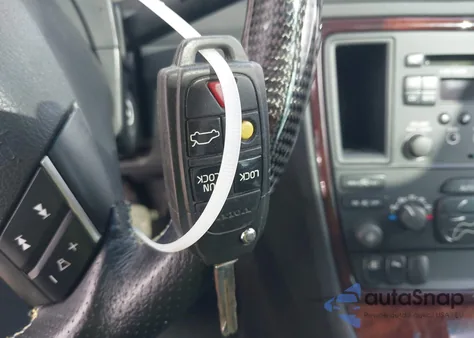 2007 Volvo Xc70 2.5T из США, поврежденный, VIN YV4SZ592171282098